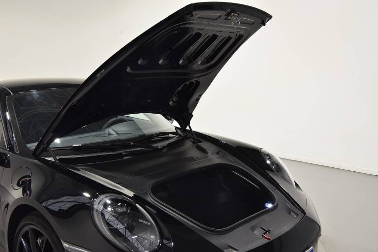 PORSCHE 911 46