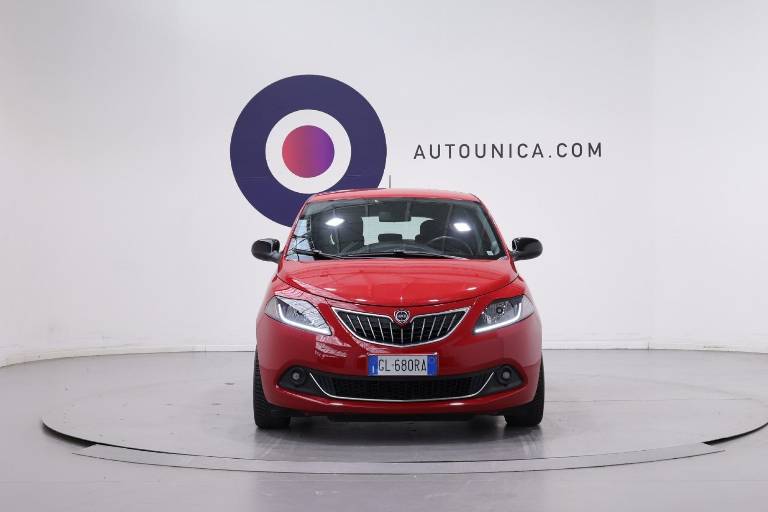 LANCIA Ypsilon 2