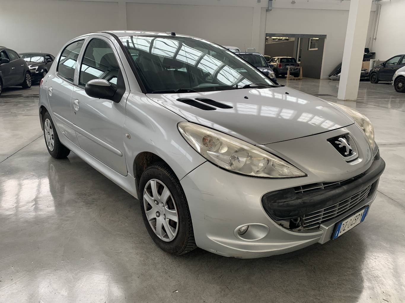 PEUGEOT 206 4
