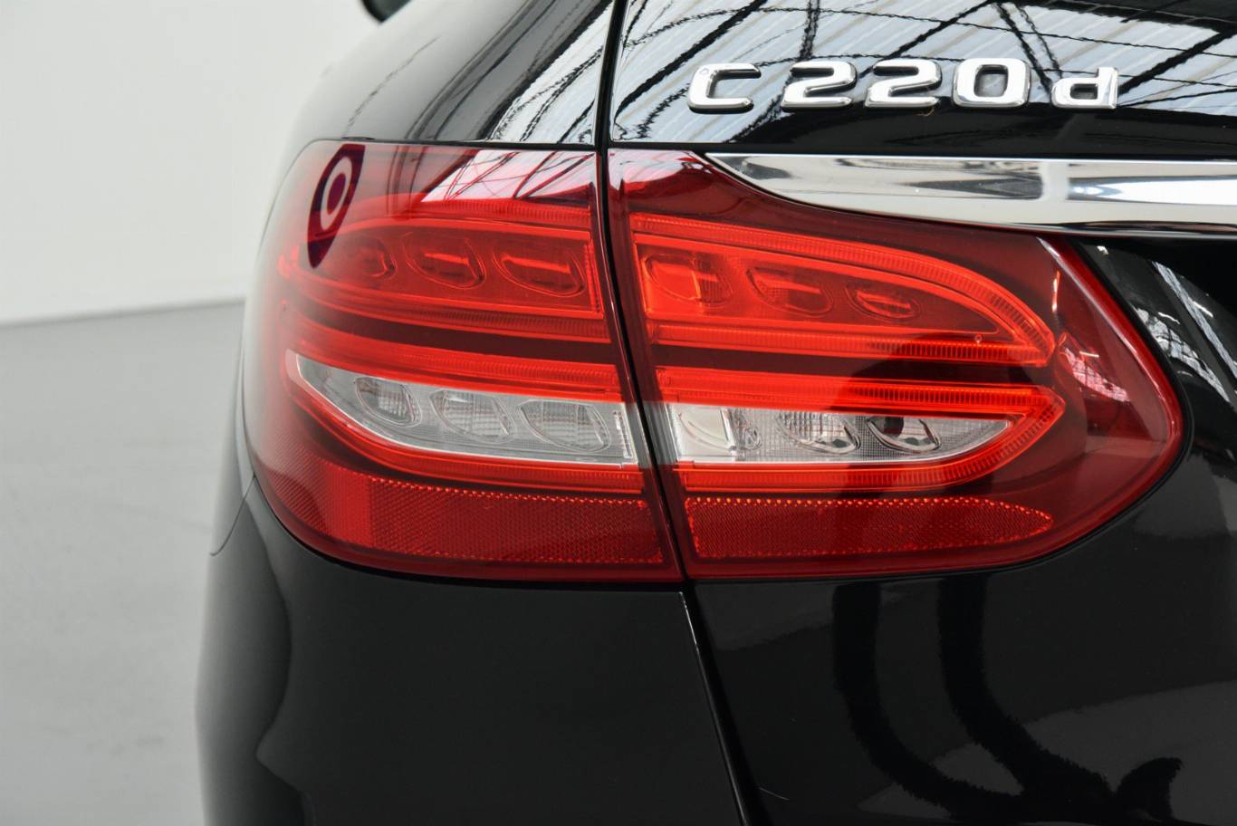 MERCEDES-BENZ C 220 39