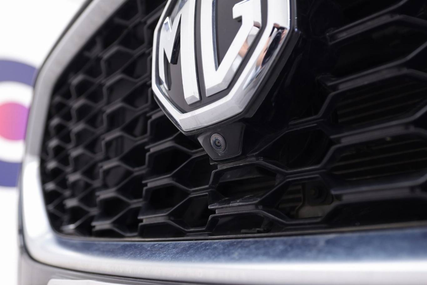 MG ZS 56