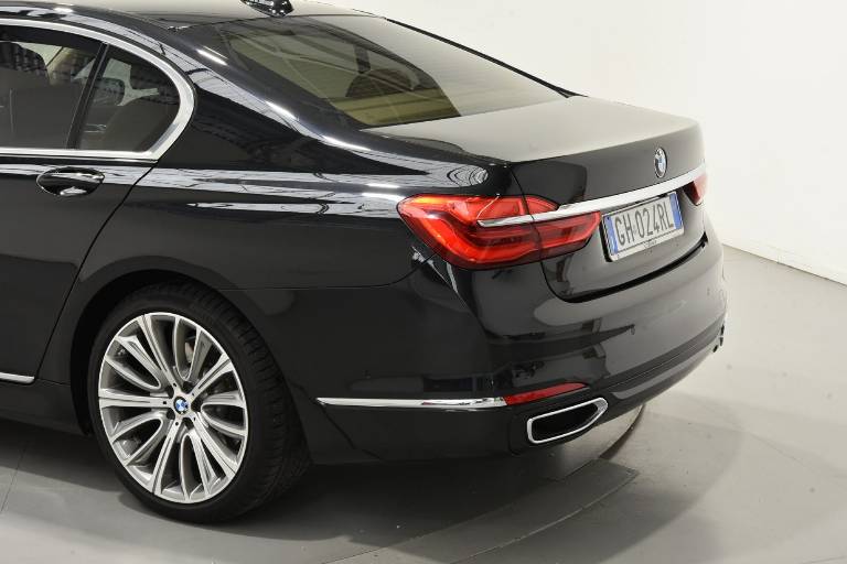 BMW 730 23