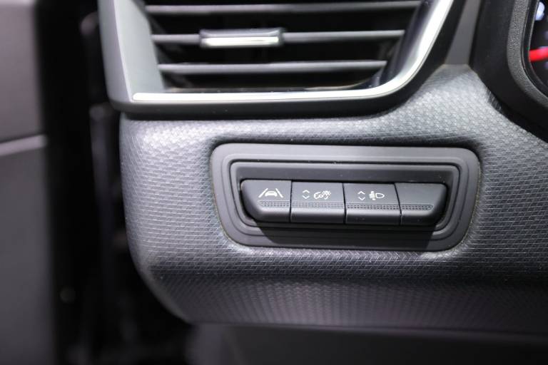 RENAULT Clio 25