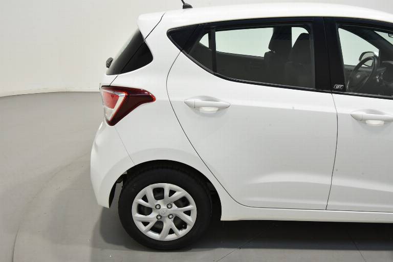 HYUNDAI I10 47