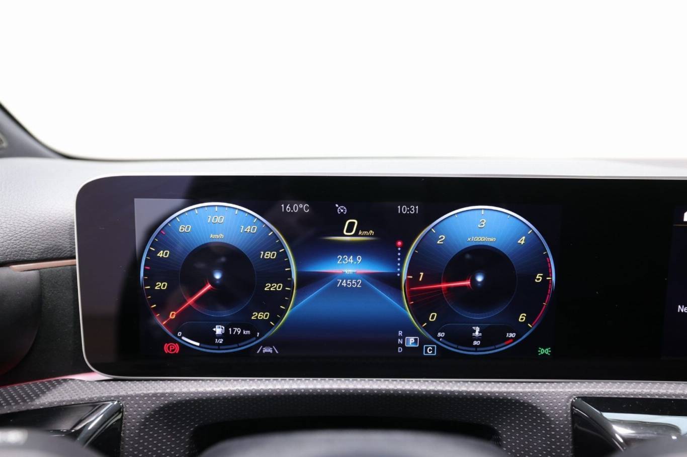 MERCEDES-BENZ Classe A 8