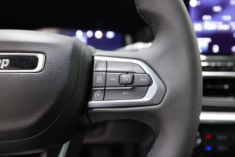 JEEP Compass 21