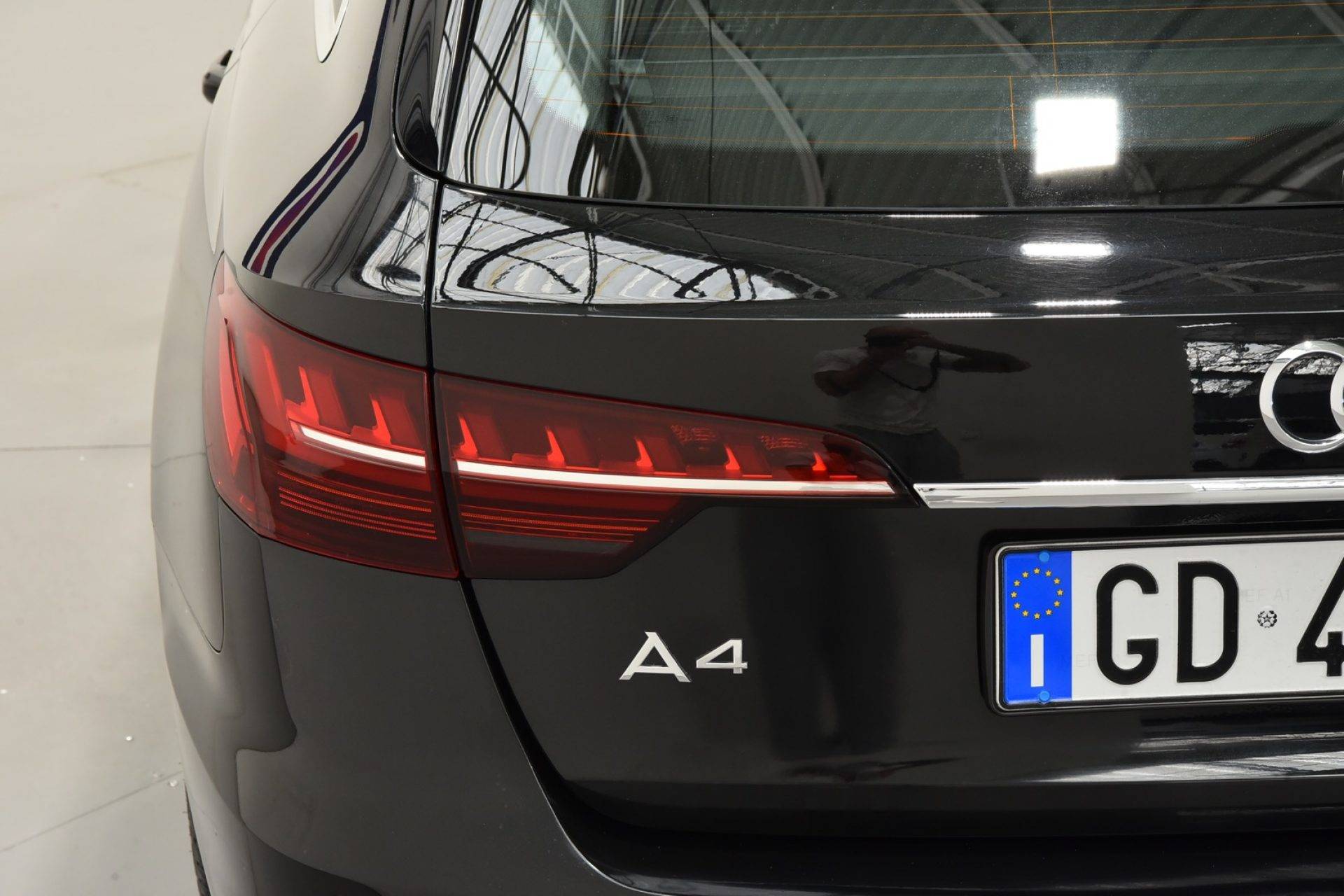 Audi A4 usata a Brescia: A4 avant 35 tdi mhev s line edition s-tronic  matrix c.19 camera