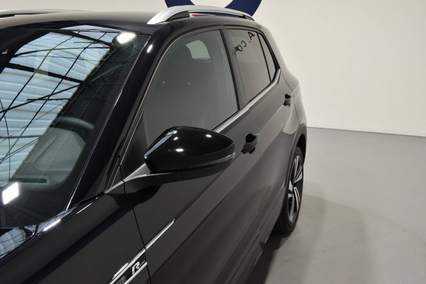 VOLKSWAGEN T-Cross 57