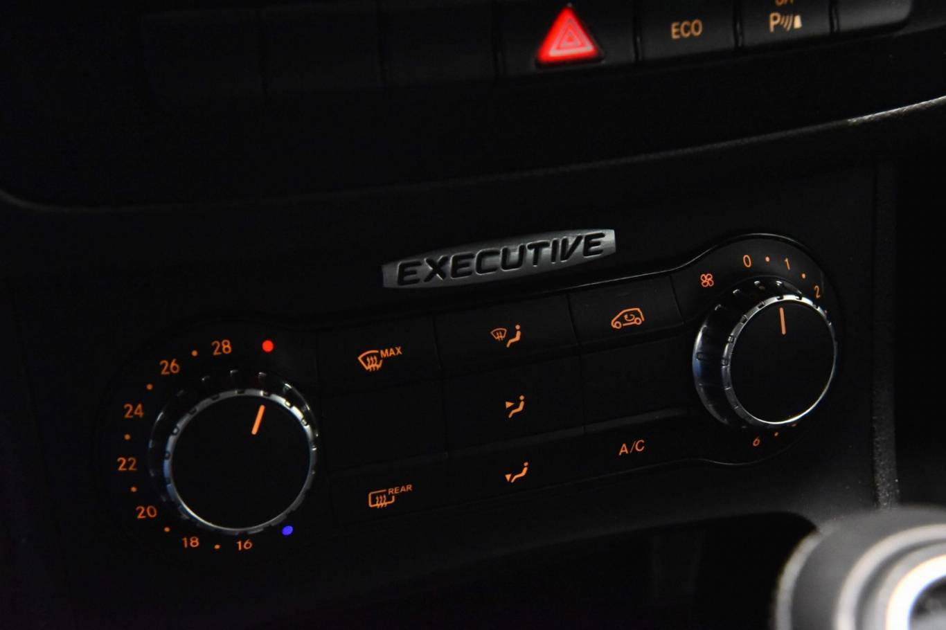 MERCEDES-BENZ B 180 23