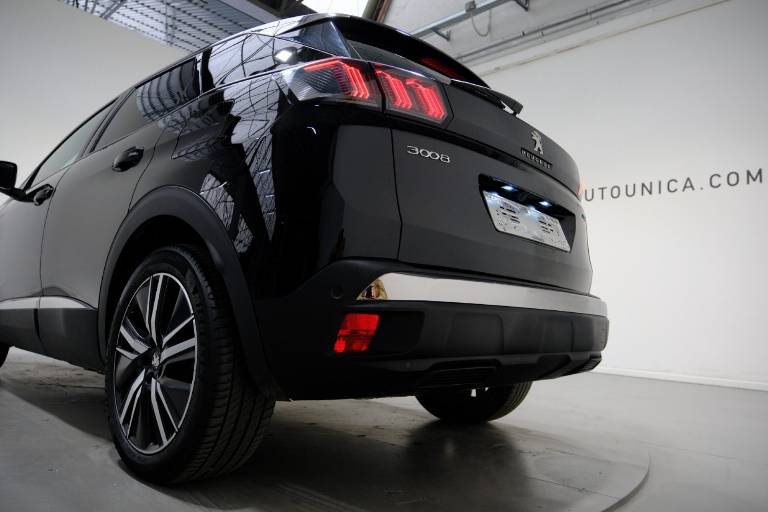 PEUGEOT 3008 42