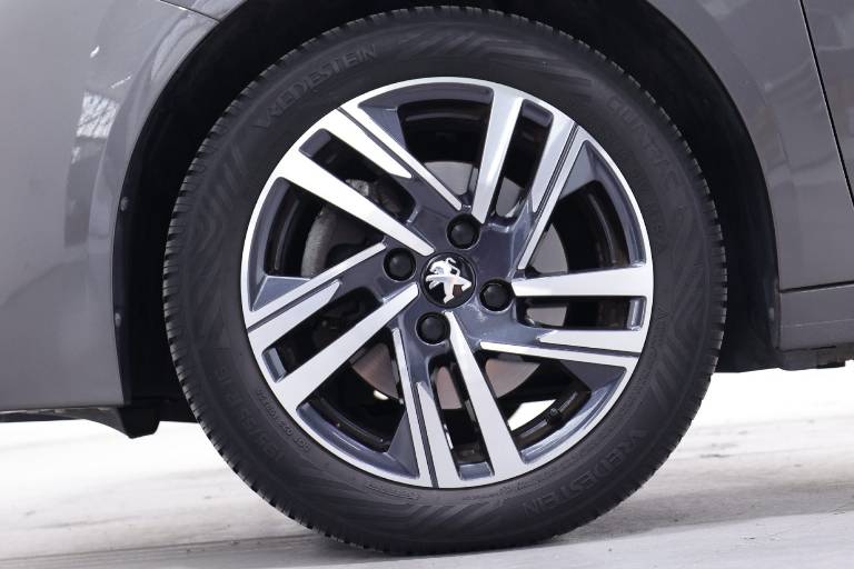 PEUGEOT 208 12