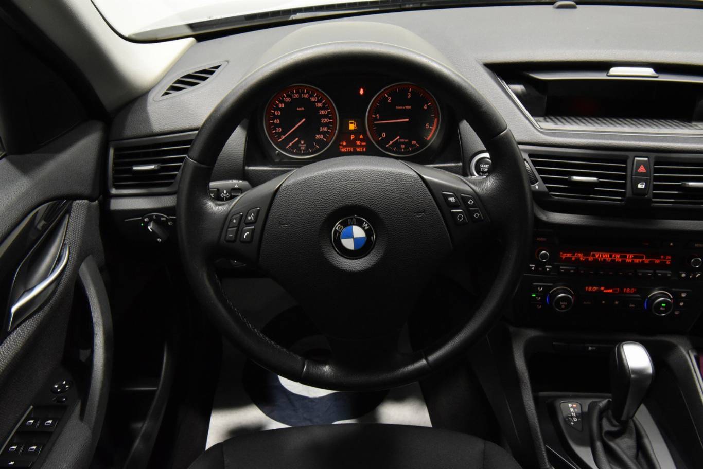 BMW X1 23