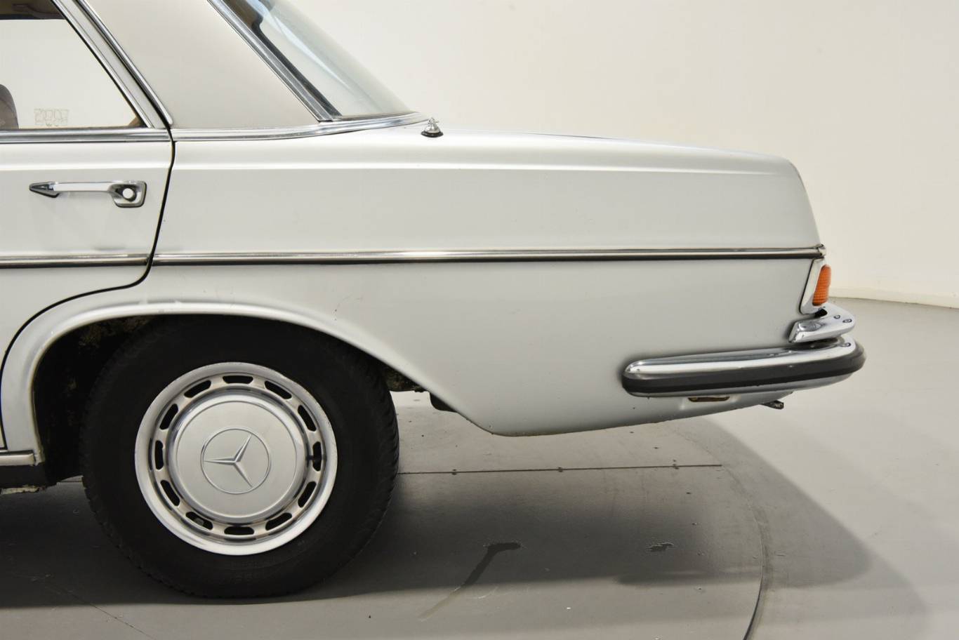 MERCEDES-BENZ S 280 54