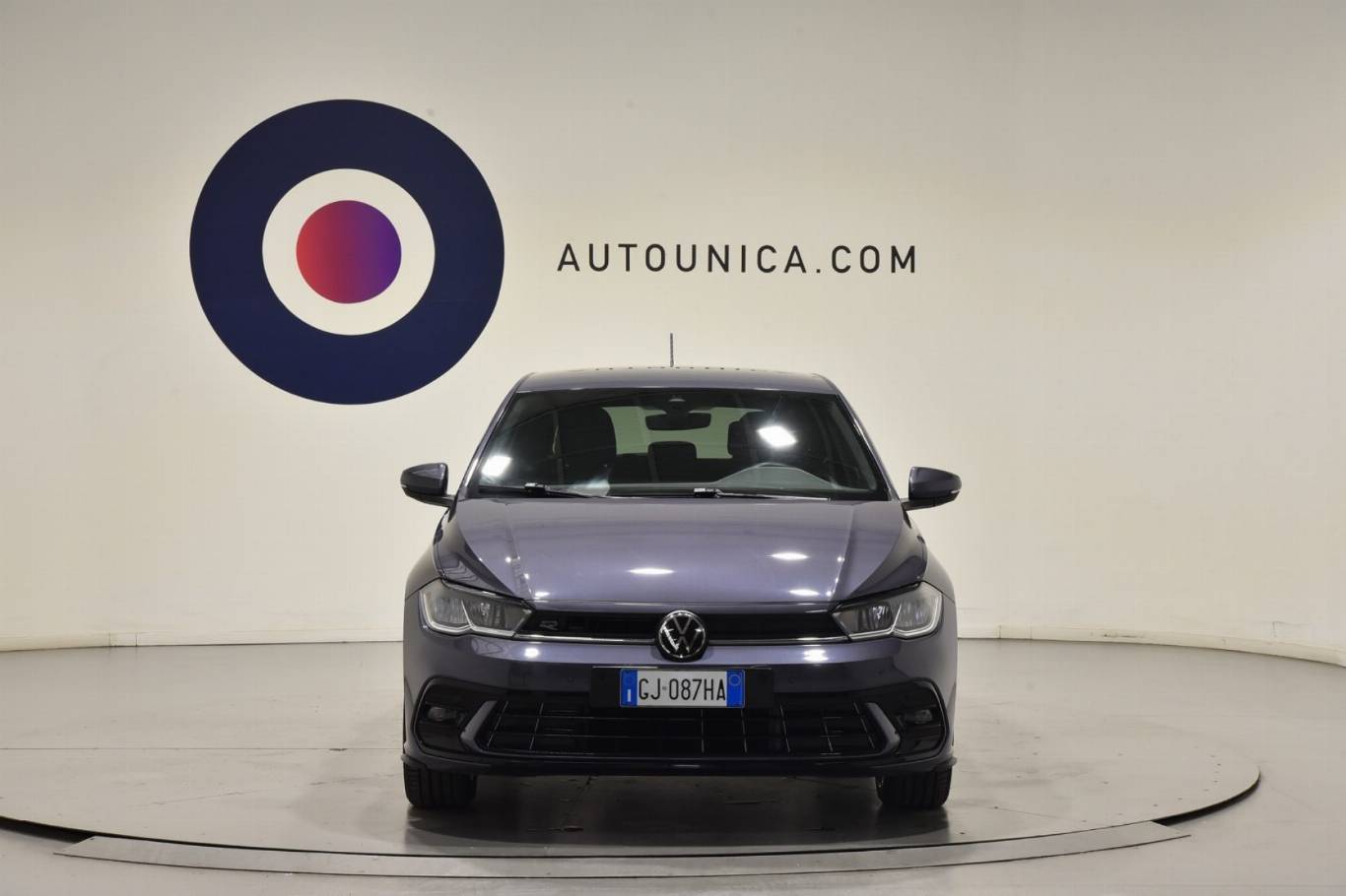 VOLKSWAGEN Polo 5