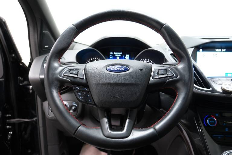 FORD Kuga 7