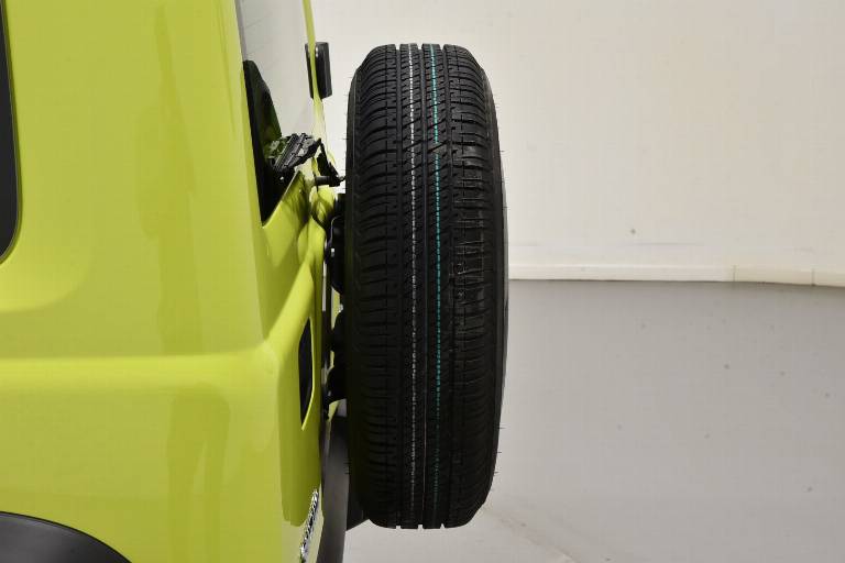 SUZUKI Jimny 43