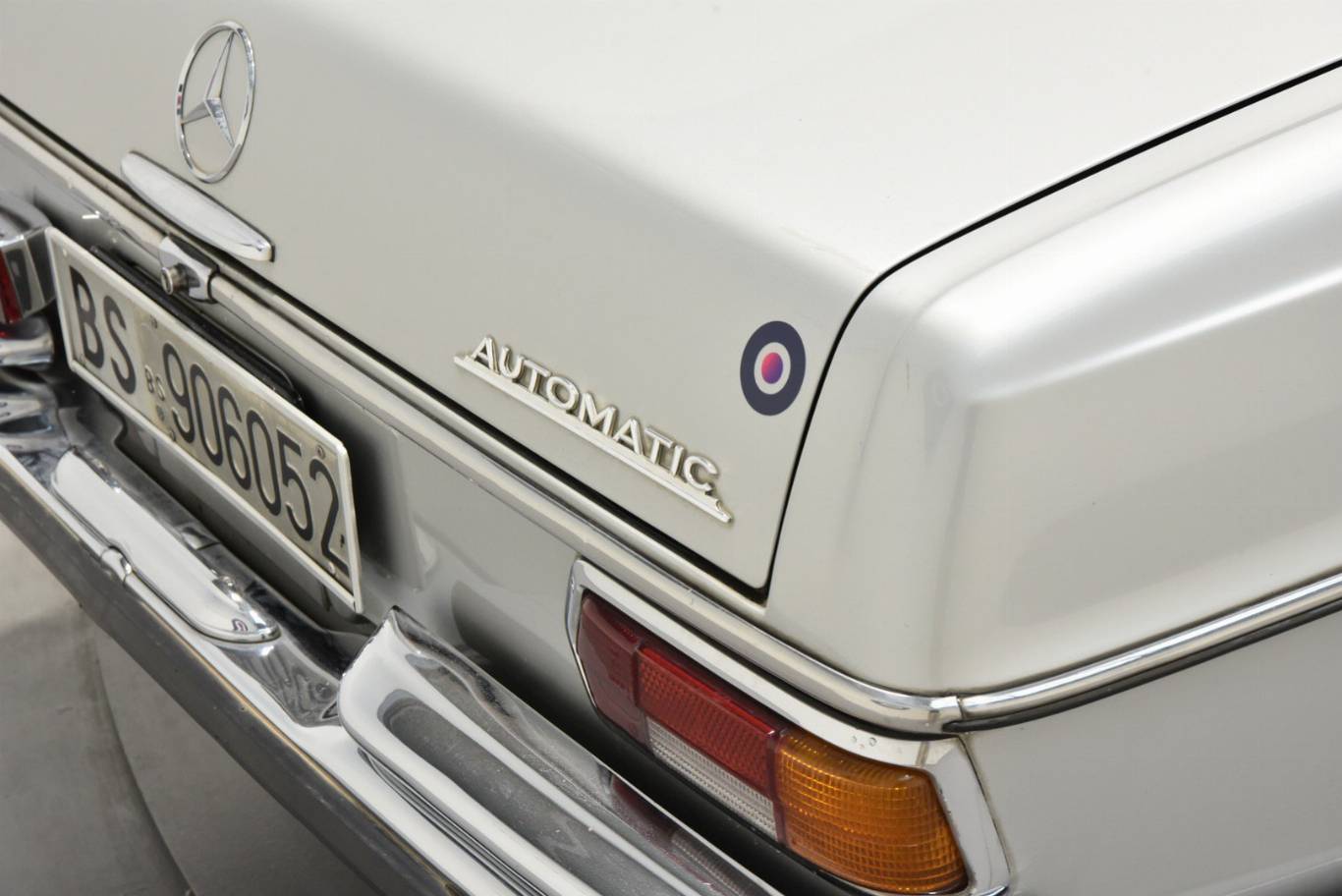 MERCEDES-BENZ S 280 57