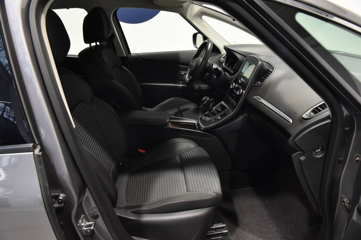 RENAULT Grand Scenic 13