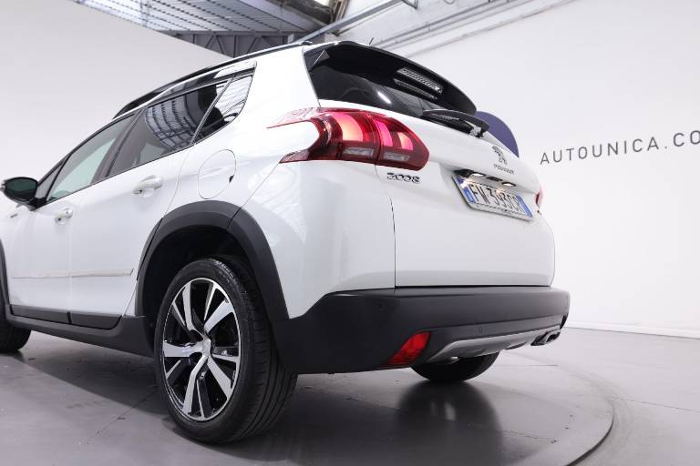 PEUGEOT 2008 40