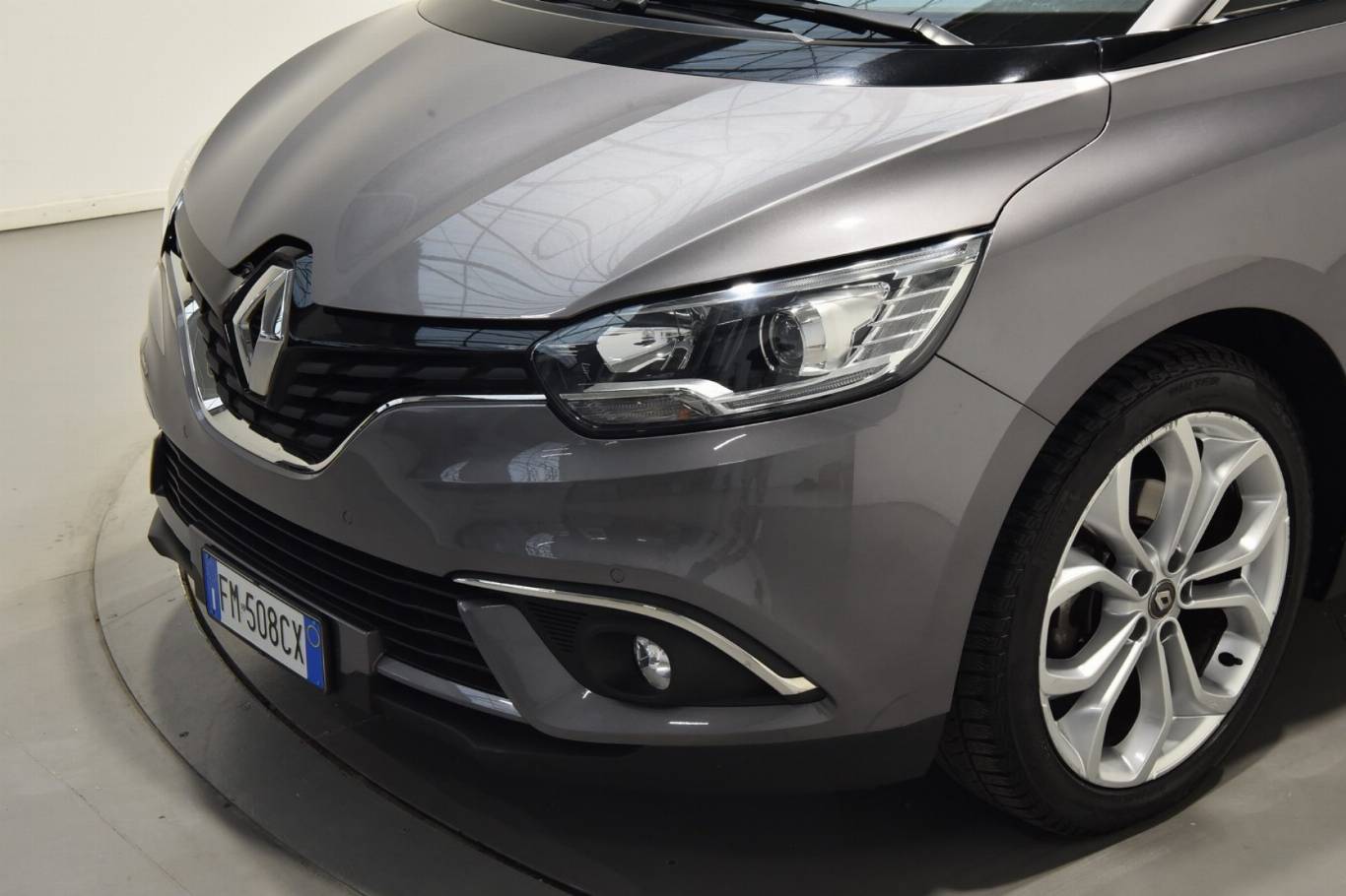 RENAULT Grand Scenic 34