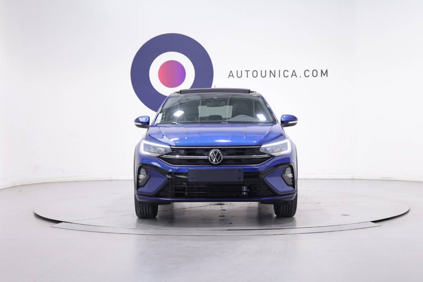 VOLKSWAGEN Taigo 2