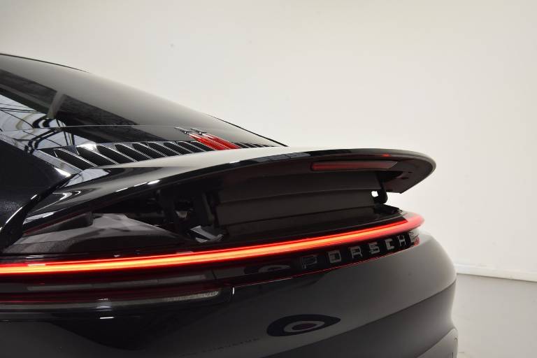 PORSCHE 911 64