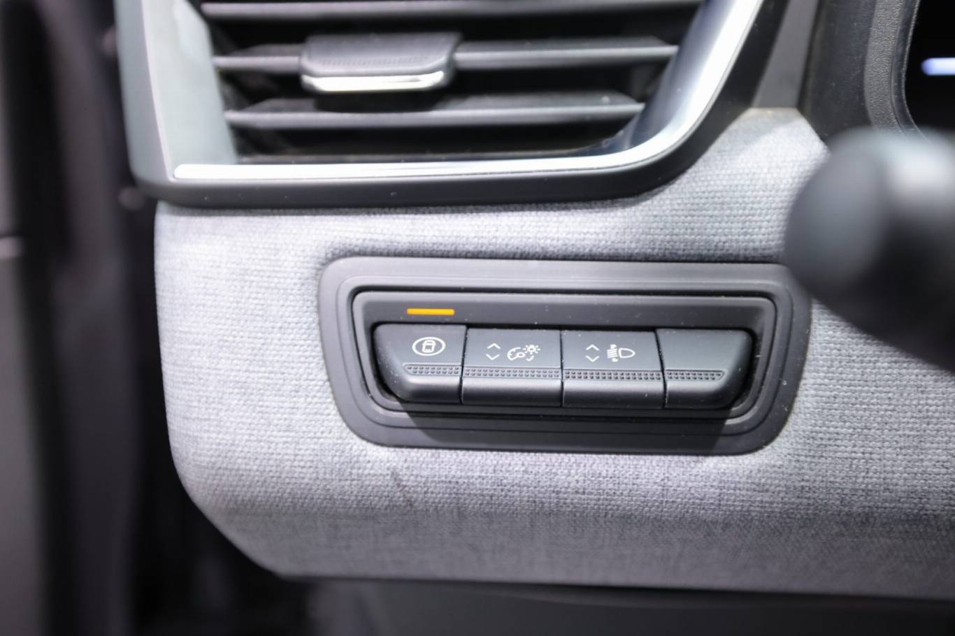 RENAULT Clio 25