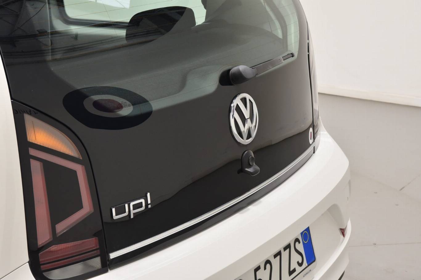VOLKSWAGEN Up! 35