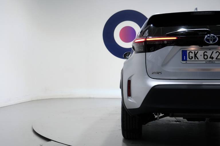 TOYOTA Yaris Cross 51