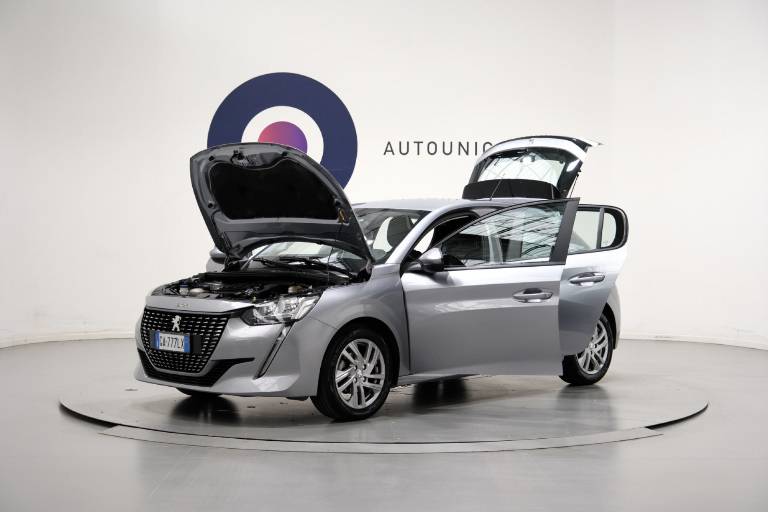 PEUGEOT 208 58