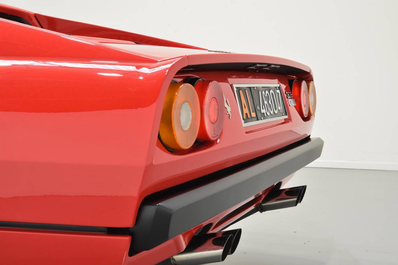 FERRARI 308 76