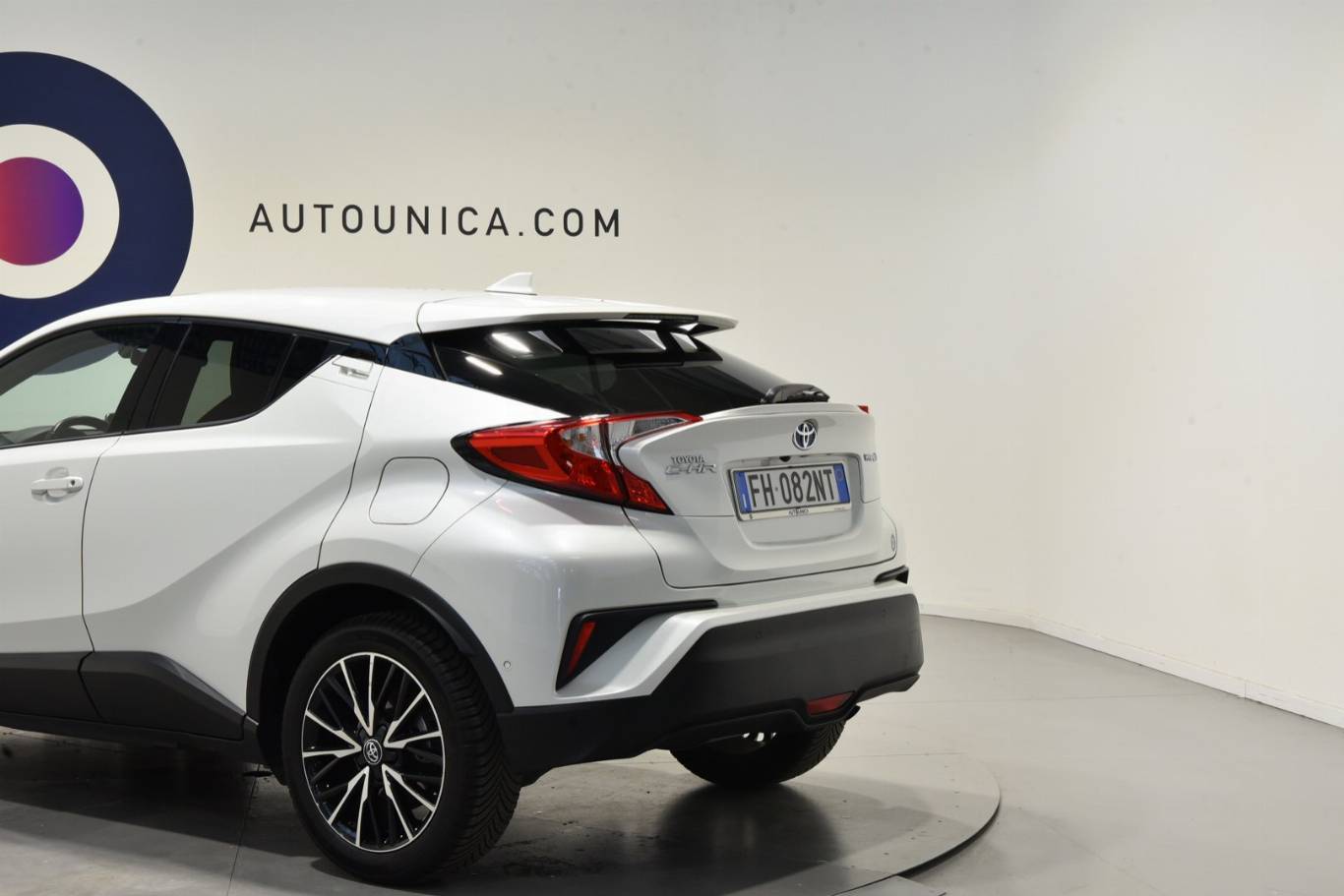 TOYOTA C-HR 39