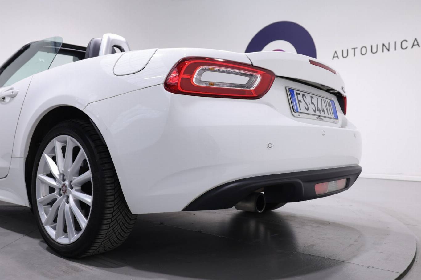 FIAT 124 Spider 35
