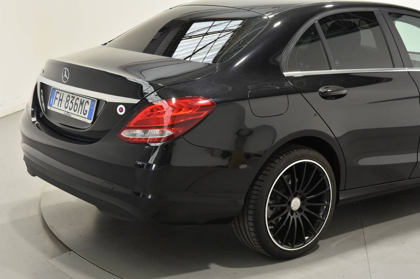 MERCEDES-BENZ C 180 44