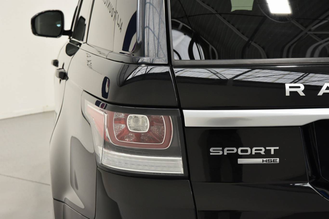 LAND ROVER Range Rover Sport 38