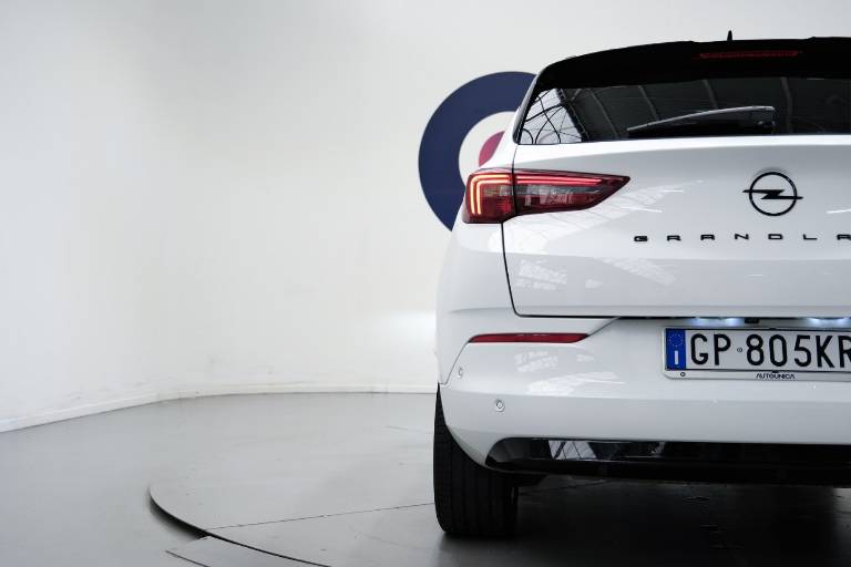 OPEL Grandland 53