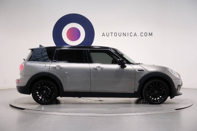 MINI Cooper Clubman 4