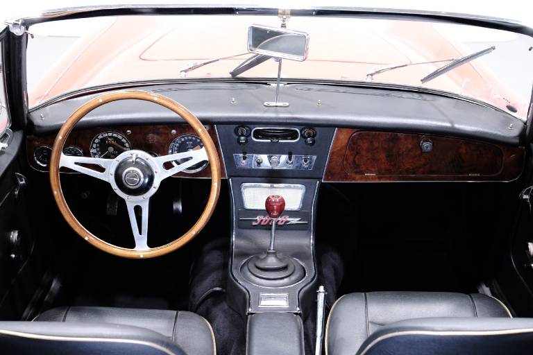 AUSTIN Healey 9