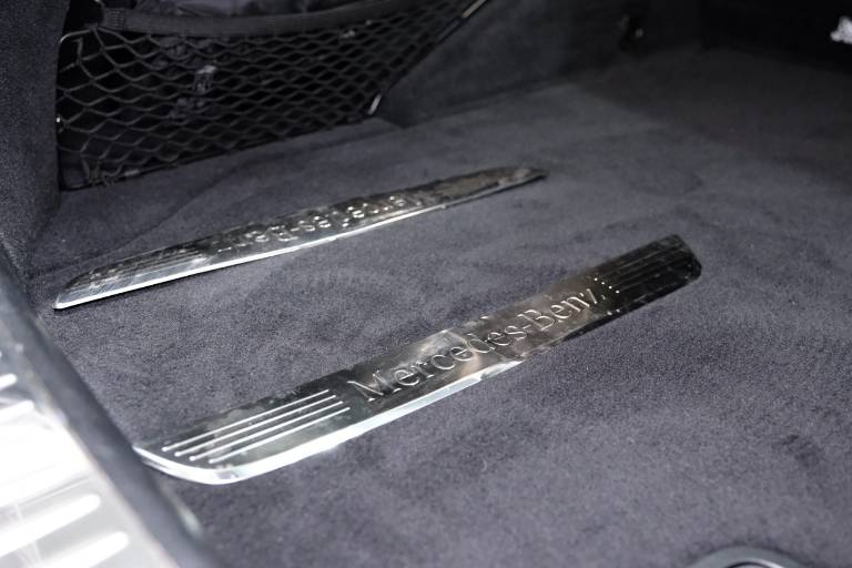 MERCEDES-BENZ GLC 200 76
