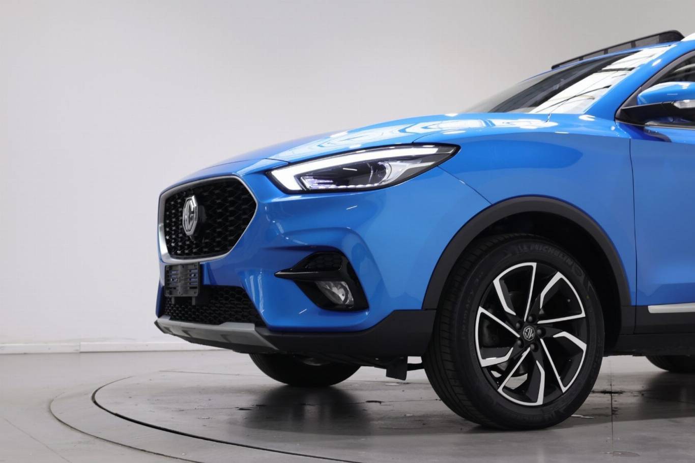 MG ZS 12