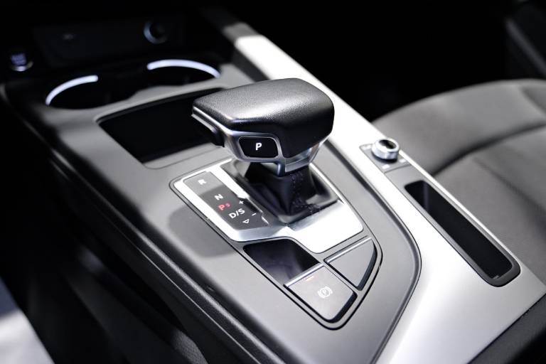AUDI A4 34