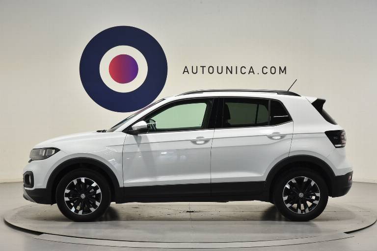 VOLKSWAGEN T-Cross 32