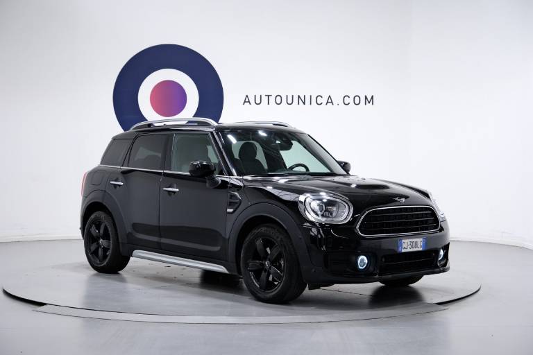 MINI Countryman 3
