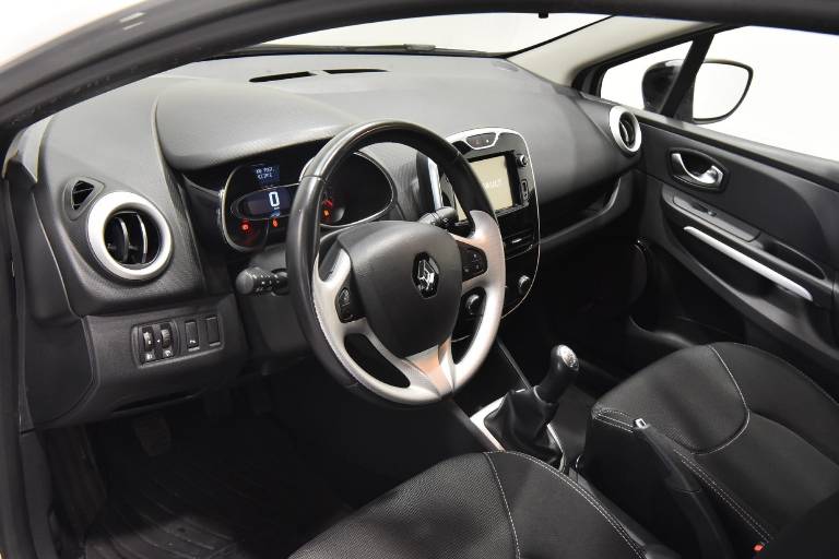 RENAULT Clio 4