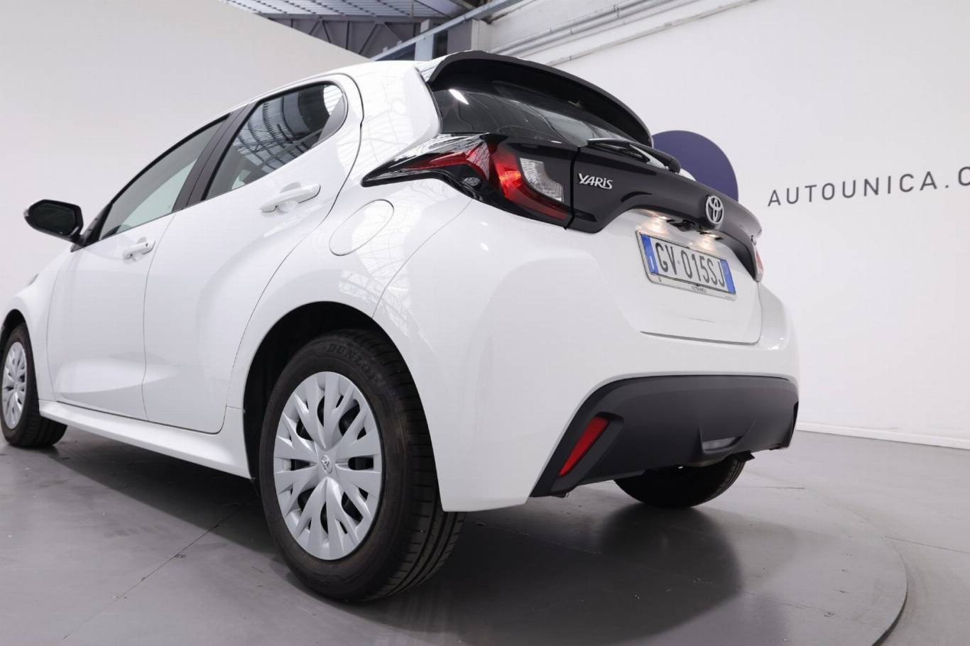 TOYOTA Yaris 36