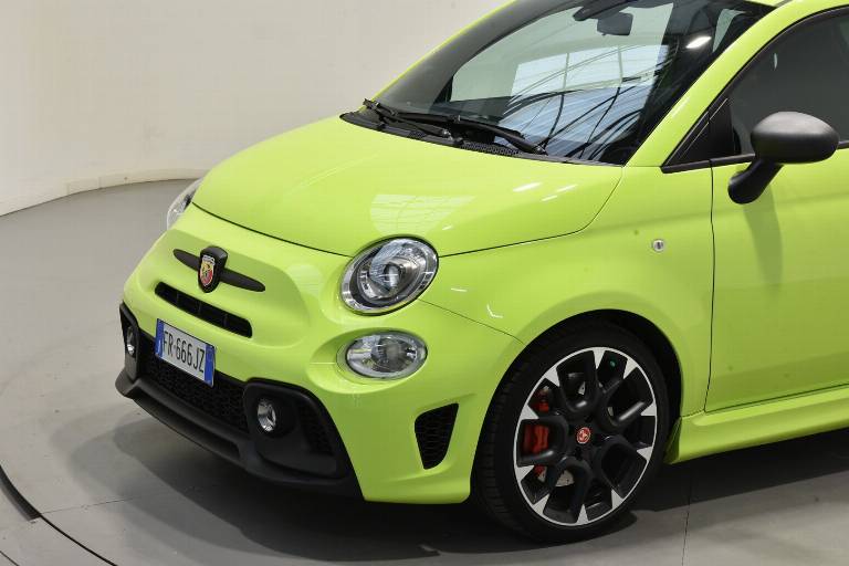 ABARTH 595 Competizione 23