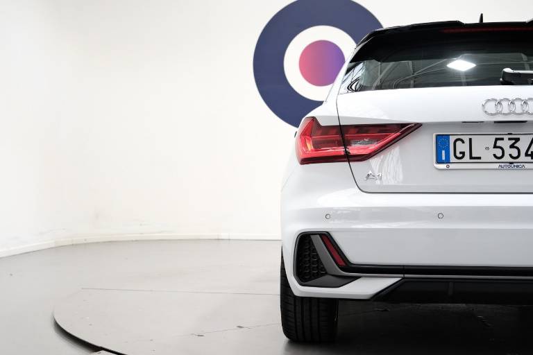 AUDI A1 51