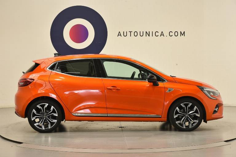 RENAULT Clio 28