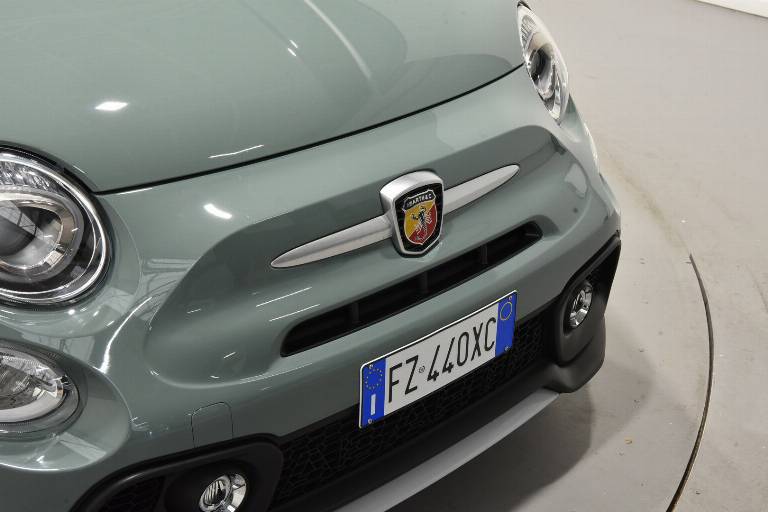 ABARTH 695 49