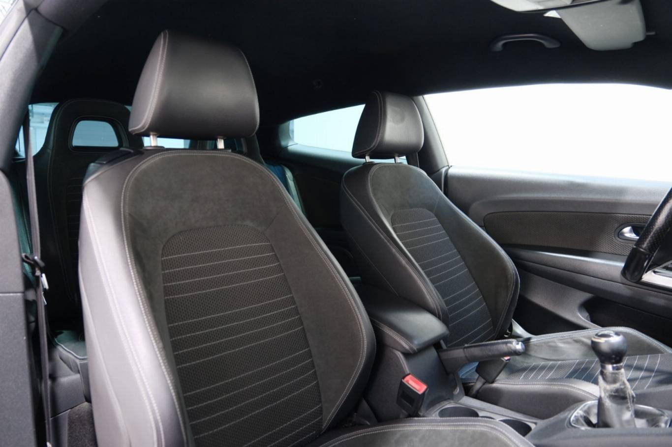 VOLKSWAGEN Scirocco 43